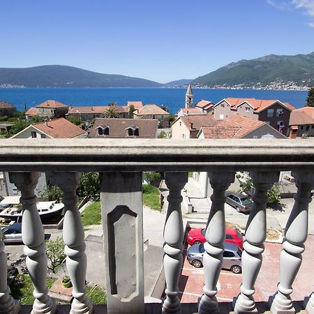 St. Roko Guest House Доня Ластва Екстериор снимка