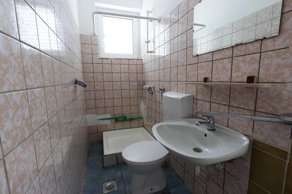 St. Roko Guest House Доня Ластва Екстериор снимка